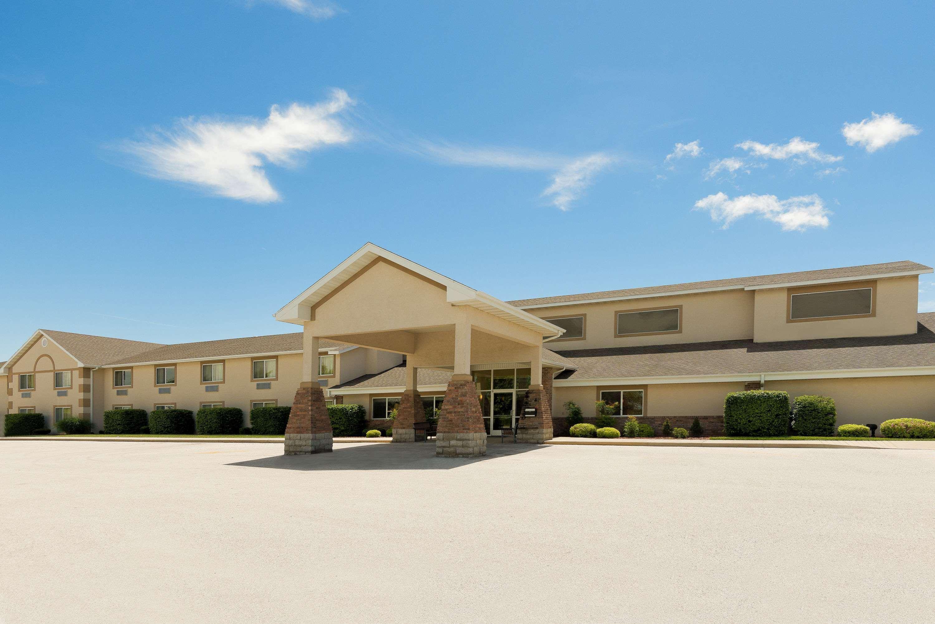 Americinn By Wyndham Republic Extérieur photo